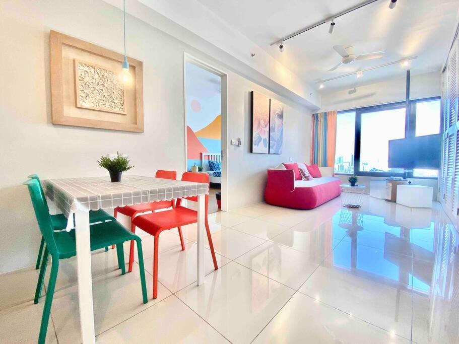 Tropicana 218 Macalister #Wondercolor #Infinity Pool #Georgetown #5Pax #2Br 2Bath #1King 1Queen 1Single #Quality Well Maintained #Private Host Exterior foto